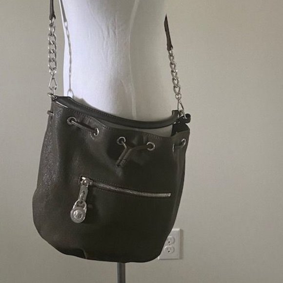 Michael Kors Knox Drawstring Loden Leather Bucket Bag w silver hardware EUC - Picture 4 of 16